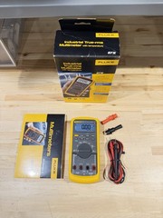 FLUKE 87V TRUE RMS MULTIMETER W/ LEADS (TESTED) SHIPS FAST
