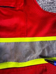 Uline Safety Work Vest Mens XL Red Sleeveless High Visibility Reflective Utility