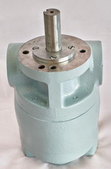 BSM BROWN&SHARPE NO.557 FOOT MOUNTED ROTARY GEAR PUMP *SELLER REFURBISHED*
