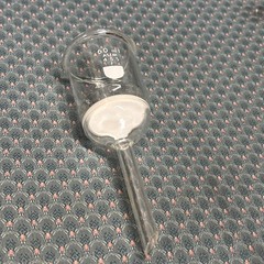 2 PYREX Glass # 36060 350mL (40-60 C) & 60 ml (4-5.5 F) Buchner Funnel