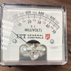 ITT General Controls DC Analog Millivolt Voltmeter 0-50/0-900 mV w/ Leads Case
