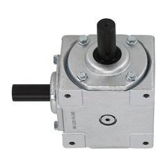 Right Angle Gearbox 1:1 Ratio 40HP 1800RPM CW/CW 1″ Shaft Cast Iron Housing
