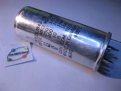 Electrolytic Capacitor Multi 250,300,10,5uF 165,160,150,160VDC K121J843-18 NOS