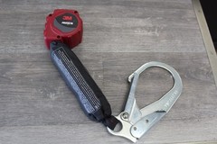 3M PROTECTA 3100512 Self Retracting Lifeline Carabiner 6ft Safety Lanyard – NEW