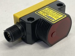 Banner QS30LDQ Long-Range Laser Diffuse Sensor 70231