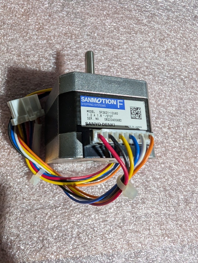 Sanmotion Sanyo Motor SF2421-12U40 – 6 Wire – 1.2 Amp – 1.8 Deg FAST SHIP #S179