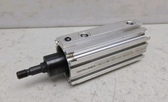 Destaco 9540-2GR Pneumatic Swing Clamp 40mm Right Hand G Port 40-120 Psi