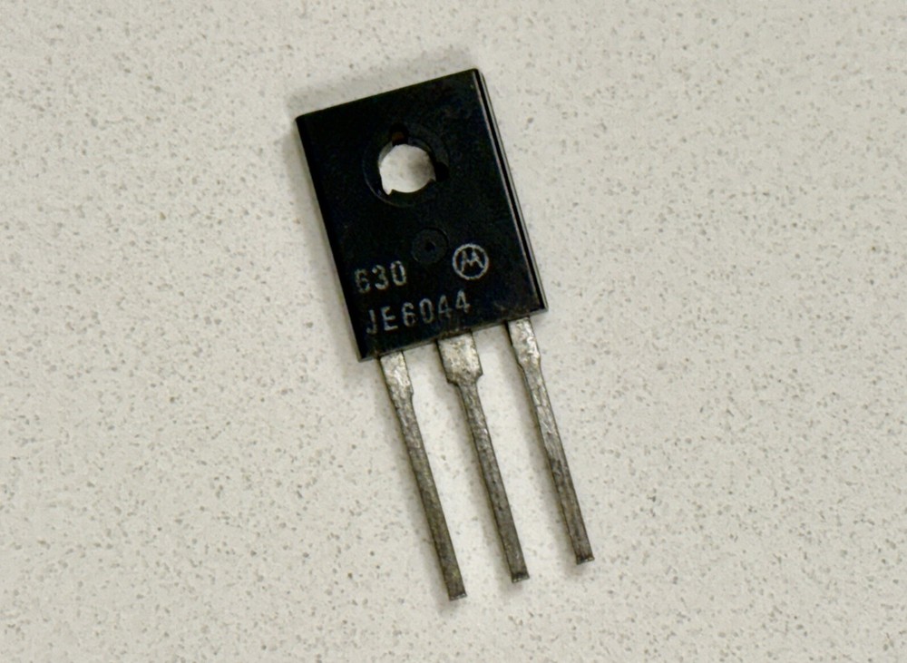 Motorola MJE6044 JE6044 NPN Darlington Transistor TO-127