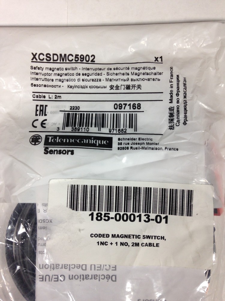 Schneider Electric Telemecanique Sensors XCSDMC5902 Safety Switch 34 BRAND NEW