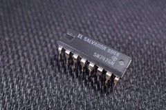 SN7476N TI Dual Flip Flop JK-Type Positive Edge 7V 16-PDIP Thru Hole NOS