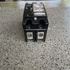 Cutler-Hammer CCH2200 200A 2-Pole Main Breaker 201-250V Thermal Overload
