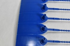 Lot of 200+ BLUE Plastic Barcode Rat Tail Inventory Barcode Security Tags Seals