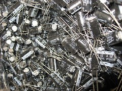 1000uF 25V (100x) Electrolytic Capacitors 25V 1000uF Volume 10x20mm