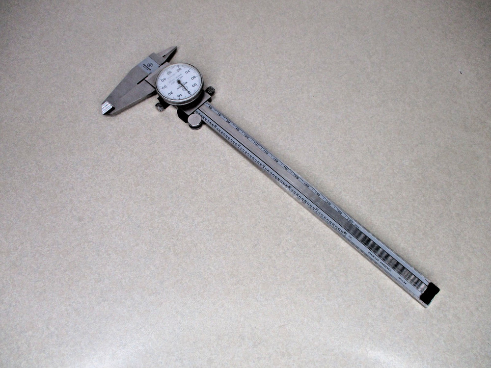 Mitutoyo 505-644 Caliper 8-inch Mechanical Dial Caliper Japan