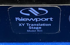 NEWPORT MODEL 401 XY LINEAR STAGE 13MM TRAVEL 1/4 -20 THREAD 5.5”X5.5”X1.72”