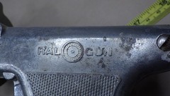 Merck Ralogun Animal Livestock Dosing Growth Pellet Injector Gun