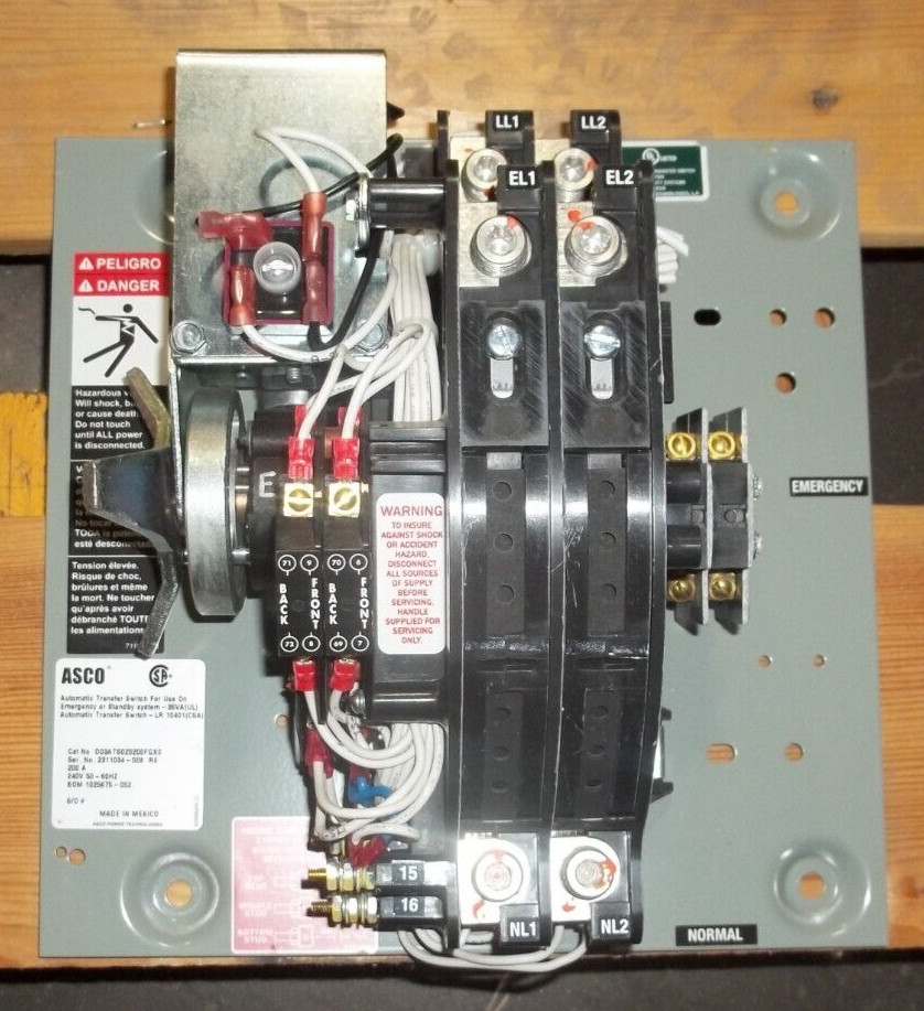 ASCO AUTOMATIC TRANSFER SWITCH D03ATS020200FGX0 200A 240V -LR (228)