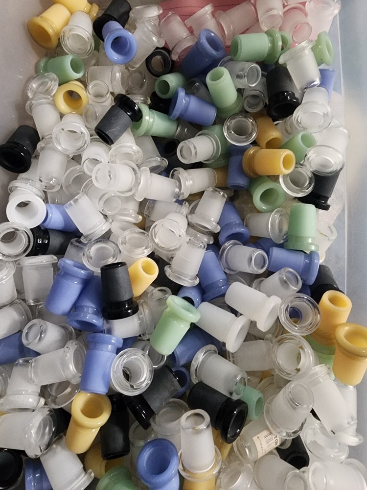 6 Pack 18mm Male to 14mm Female Color Glass Adapters Reducer