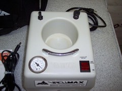 Medical Industries America Model 605 Vacumax