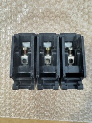 Siemens B335 Bolt-on Circuit Breaker 3P 35A 240V New Free Shipping