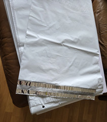 100 Poly Mailers 19×24 Large Shipping Bag Package Envelope 2 Seals NO CHEM ODOR