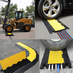 5 Channel Rubber Cable Protector Ramp Traffic Speed Bump 18000Lbs Capacity Heavy