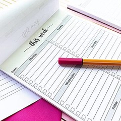 8.5×11 Weekly Checklist Notepad, Made in Letter Size (8.5″ x 11″) Left Margin