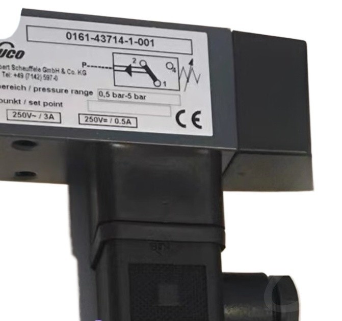 QTY:1 Pressure switch 0161-4-3714-1-001 0161-43714-1-001 @zx
