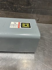 Square D 30072-007-69C Nos Surplus. Incomplete. Missing Parts As Shown In Pics