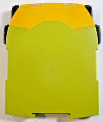 MUSHROOM Safety Relay PNOZ s7.1 C 24VDC 3 n/o Cascade | 751167 | 2W | W= 17.5mm