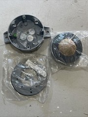 Killark VUXBGG-1-100 150W V-Series 1/2” Box/Ceiling Fixture Lamp A-21 w/ Guard