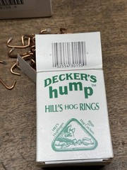 Lot of 1,000 Decker Manufacturing Company ~Decker’s Hump Hill’s No.3 Hog Rings