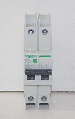 New Schneider Electric M9F52202 Multi 9 Miniature Circuit Breaker C60BPR 2P C 2A
