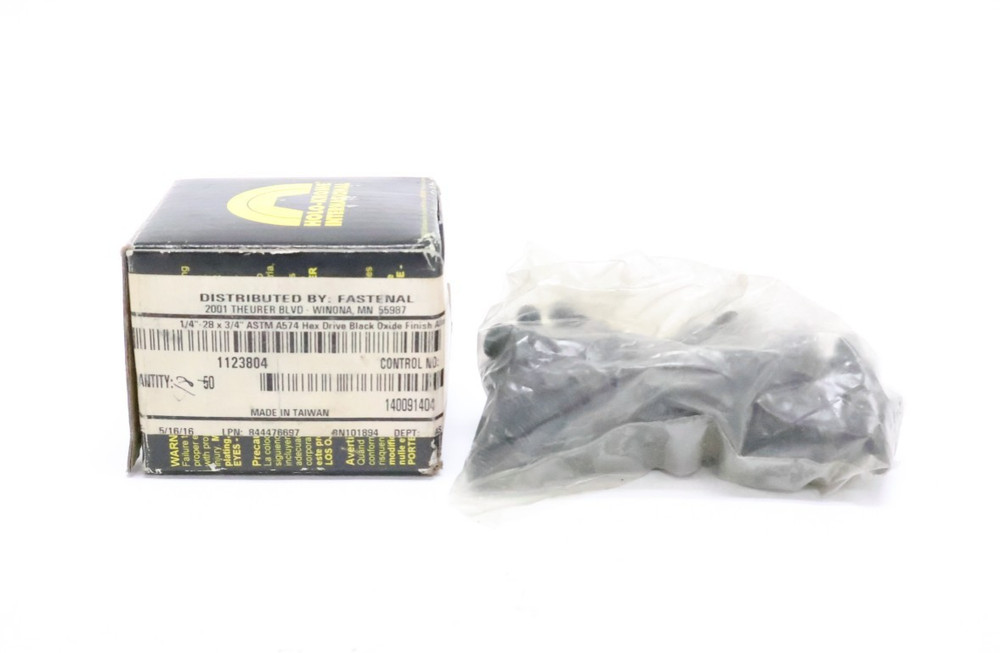 Lot of 47 Holo-Krome 1/4-28 x 3/4 SHCS Socket Head Cap Screws Black Oxide