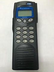 HARRIS P7200 P25 DIGITAL HANDHELD RADIO -7/800Mhz EDACS P25 TDMA PHASE-2 AES DES