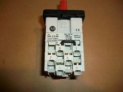 Allen Bradley Load Break Switch 194L-E12-*A 3 Position 5hp @ 480vac USE
