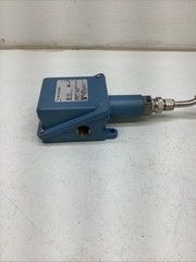 United Electric Controls Company H100-190 Pressure Control