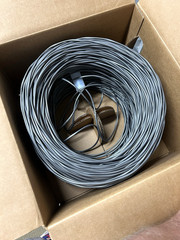 900+ ft Comtran Cable 32794 Sound & Security Riser Cable 18/2 Stranded