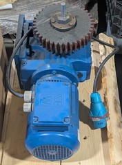 USED SEW Eurodrive Geared Motor Assembly 1680 RPM In 208 RPM Out 230YY/460Y 5 HP