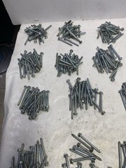 (200 Pcs.) Hex Head 3/8 x 2-1/2 Lag Bolts A307 Zinc Plate Wood Screws Huge Lot