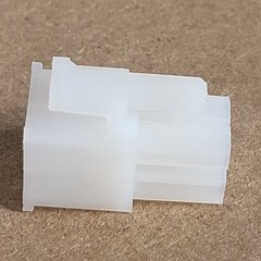 100 Units Molex 39-01-2040 Mini-Fit Jr 5557 4-Circuit 4.2mm Receptacle Housing