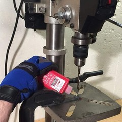 Professional-Grade 4 Oz Cutting Fluid – Tap Magic for Metal Cutting & Threading