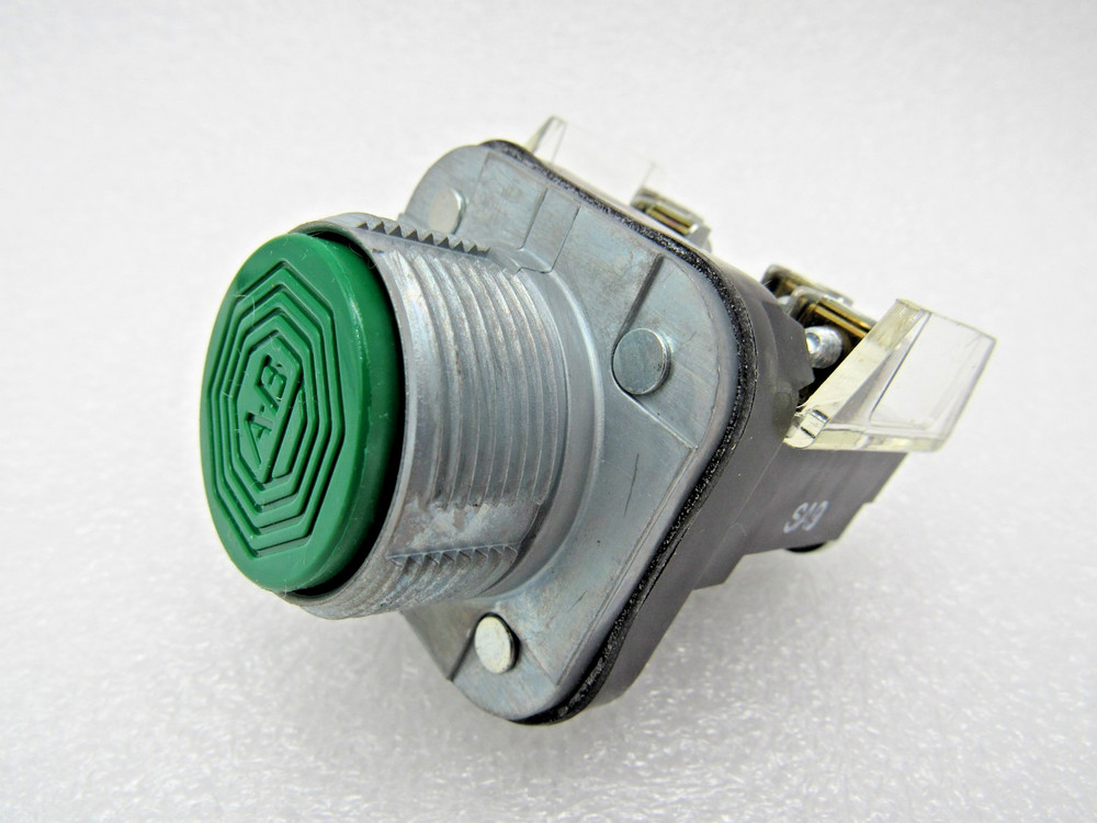 Allen Bradley 800T -A1A Push Button Type 4,13 Ser.T