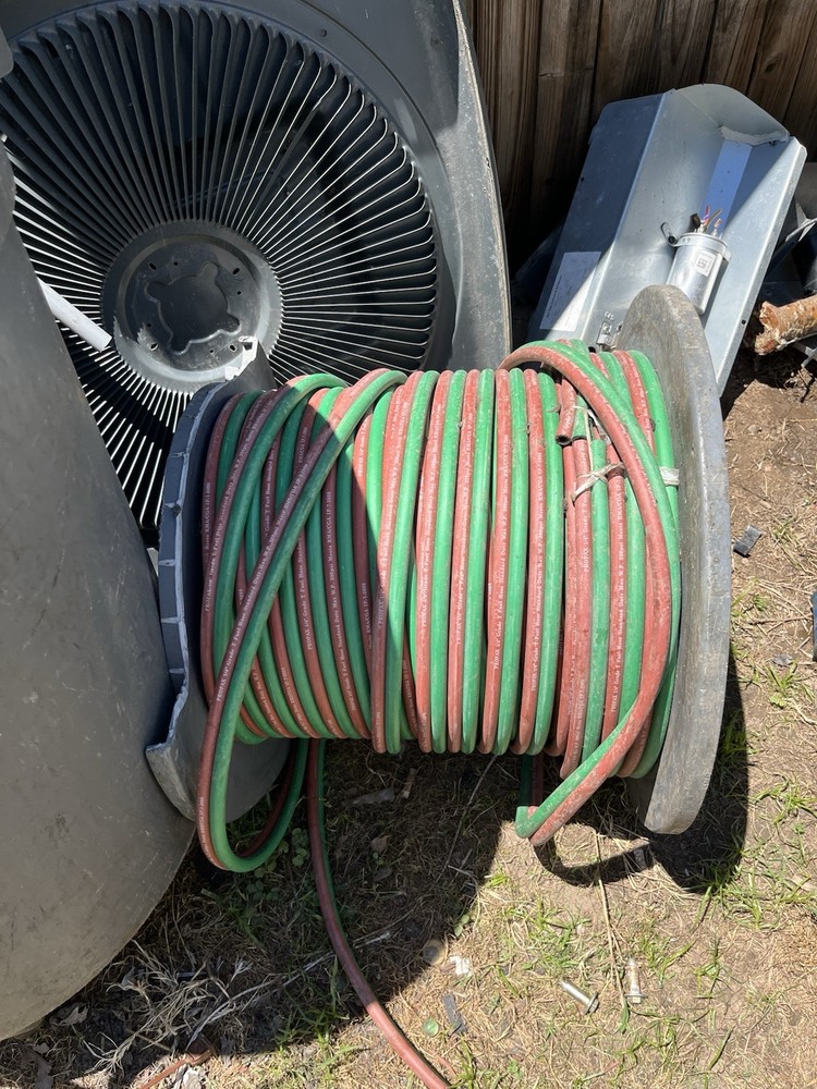 300ft of brand new torch and oxygen hose