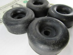 4-PC Rubber Vibration Isolators, Shock Mounts w/Washers 2.5″ OD x 7/16″ ID x 1″