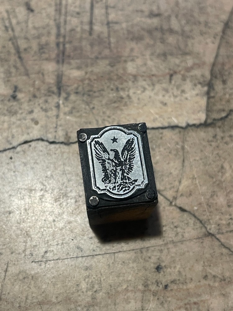 Printing Letterpress Print Block Patriotic Eagle Ornament USA (2635)