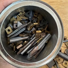 Lot Of 4 Lbs 9 Ounces Of Carbide Inserts And Bits Used