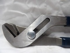 Napa 9″ Adjustable Pliers P31 – Made in the USA
