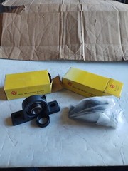 (2) HI-LIGHT # NAP205-16 / 1″, HLU 2 BOLT BEARING UNITS, LOCKING COLLARS.