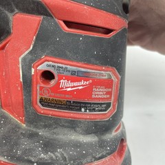 MILWAUKEE 2648-20 M18 5″ RANDOM ORBIT SANDER WITH XC4.0 BATTERY (CMP127564)